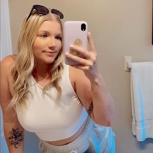 Meet your Posher, Meaghan